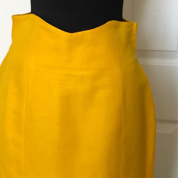 STUNNING Skirt & Jacket Suit - Picture 8 of 11